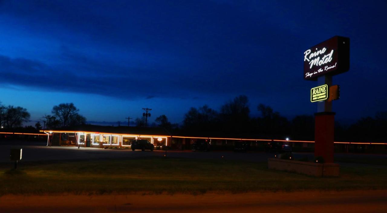 Raine Motel Valentine Exterior photo