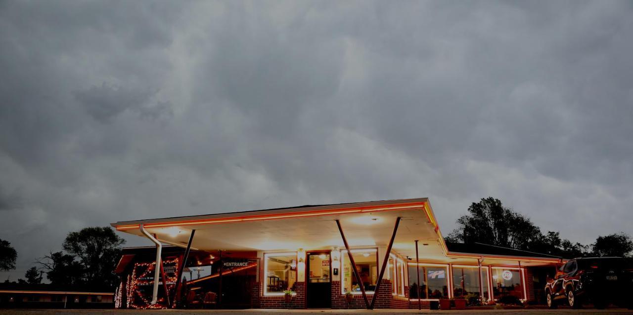 Raine Motel Valentine Exterior photo